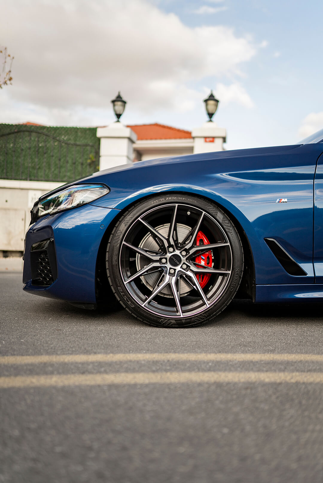 BMW G30 Blue - Arceo Wheels